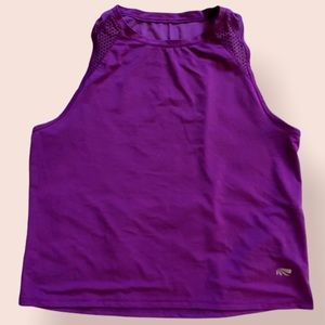 Crop tank for workout